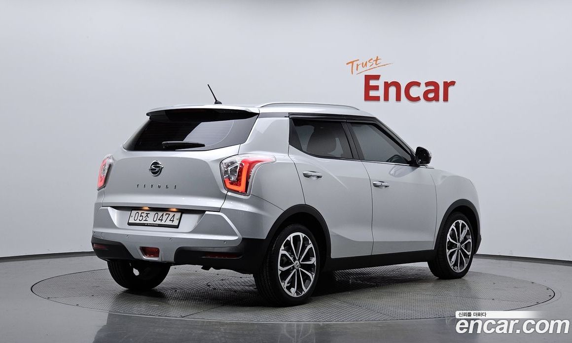 SsangYong (KG Mobility) Tivoli фото 2