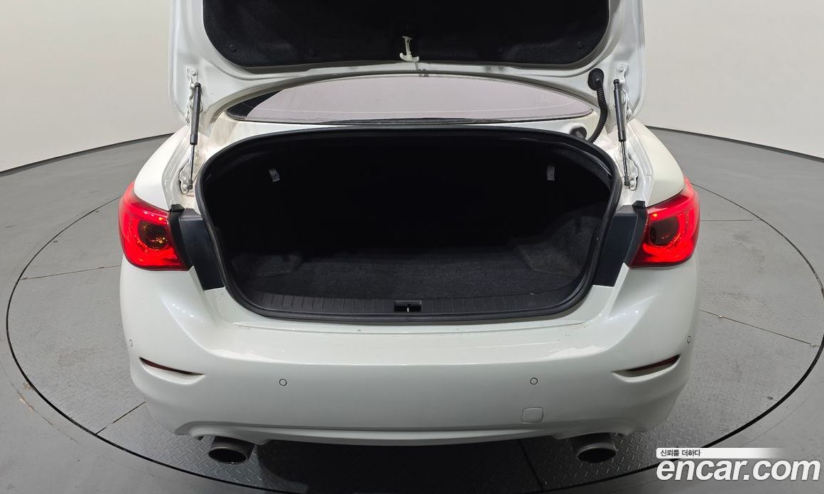 Infiniti Q50 фото 20