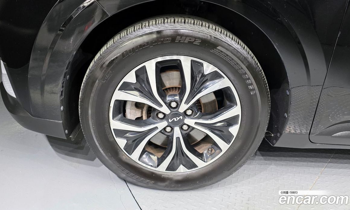 Kia Carnival 4th Gen фото 5