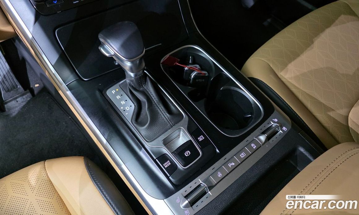 Kia Carnival 4th Gen фото 9