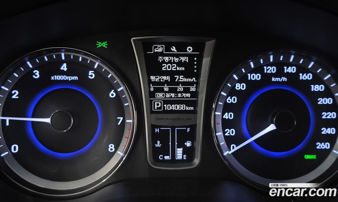 Hyundai Grandeur (HG) фото 8