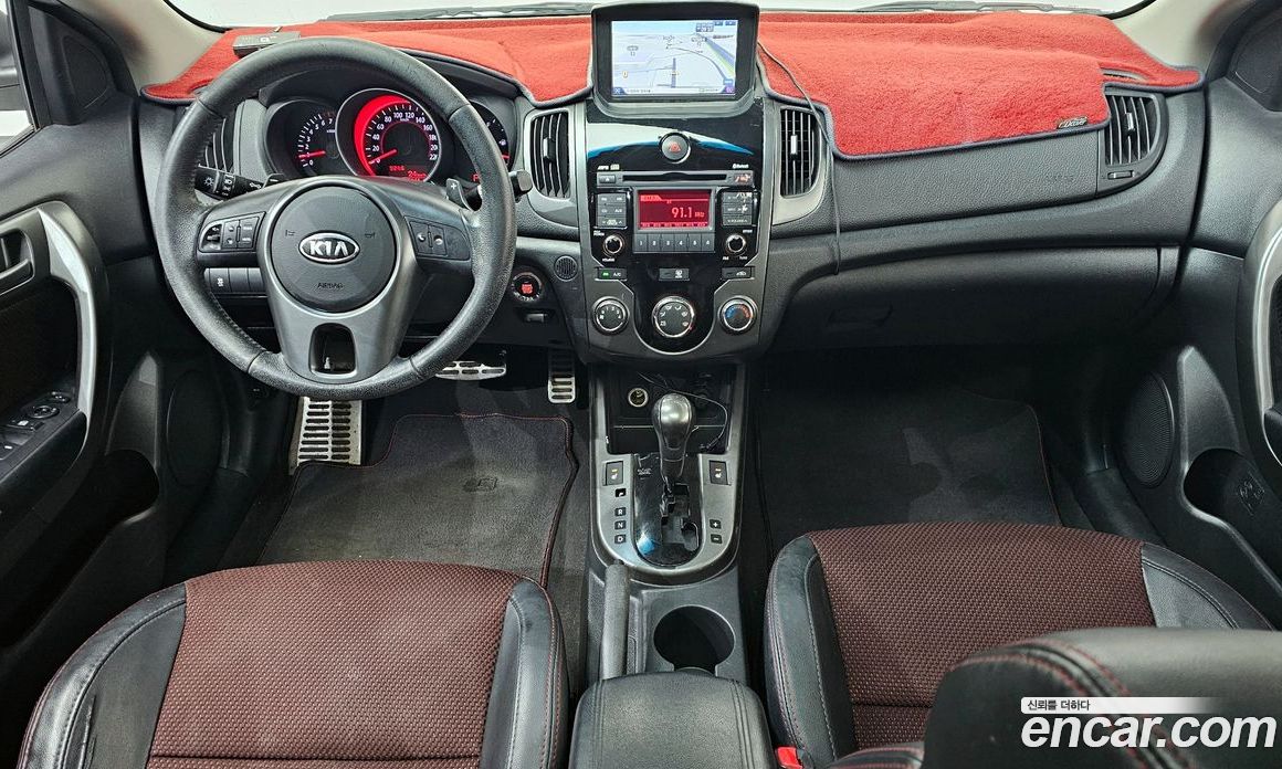 Kia Forte Koup фото 7