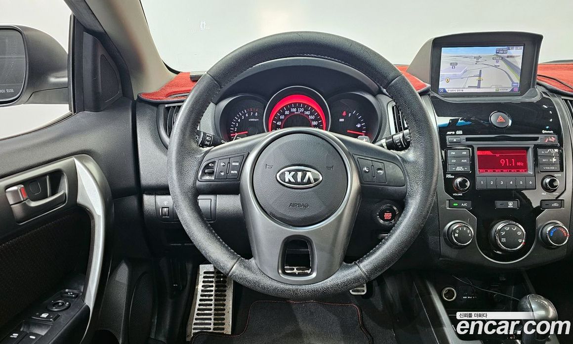 Kia Forte Koup фото 13