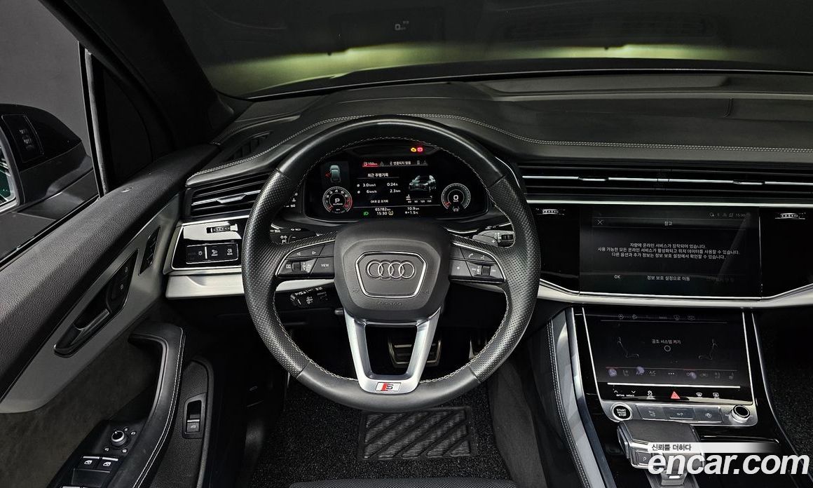 Audi Q7 (4M) фото 13