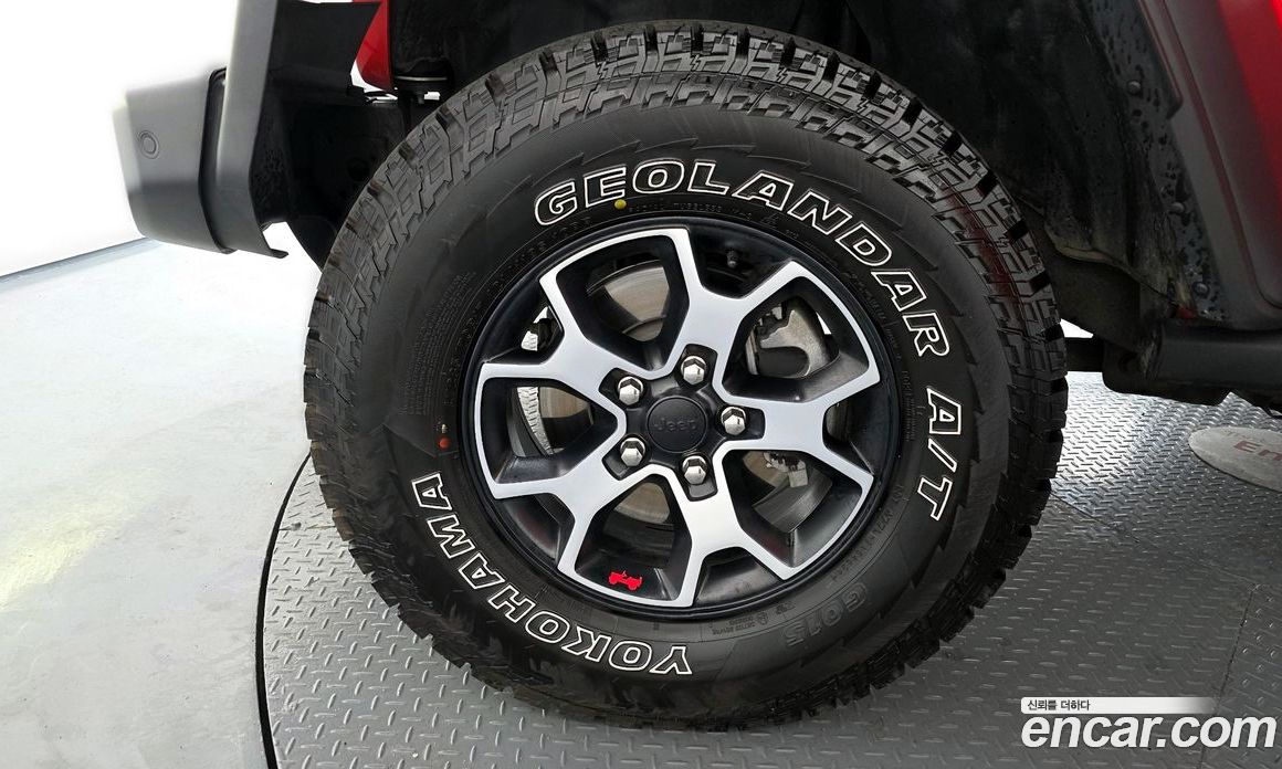 Jeep Wrangler (JL) фото 5