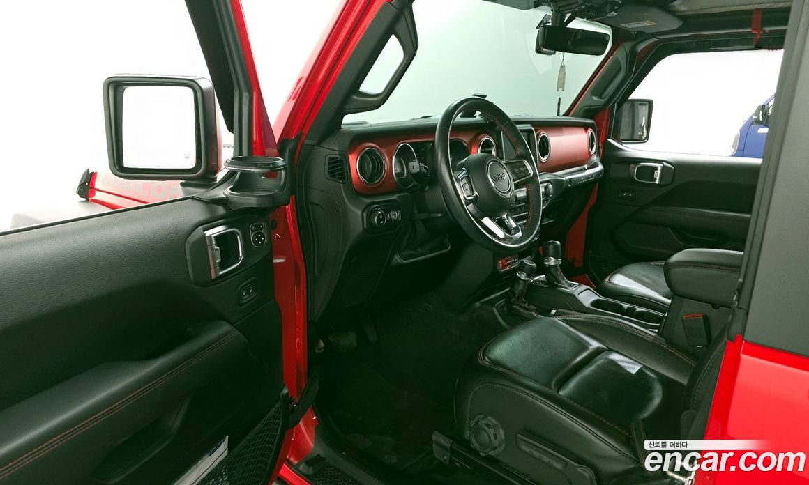 Jeep Wrangler (JL) фото 11