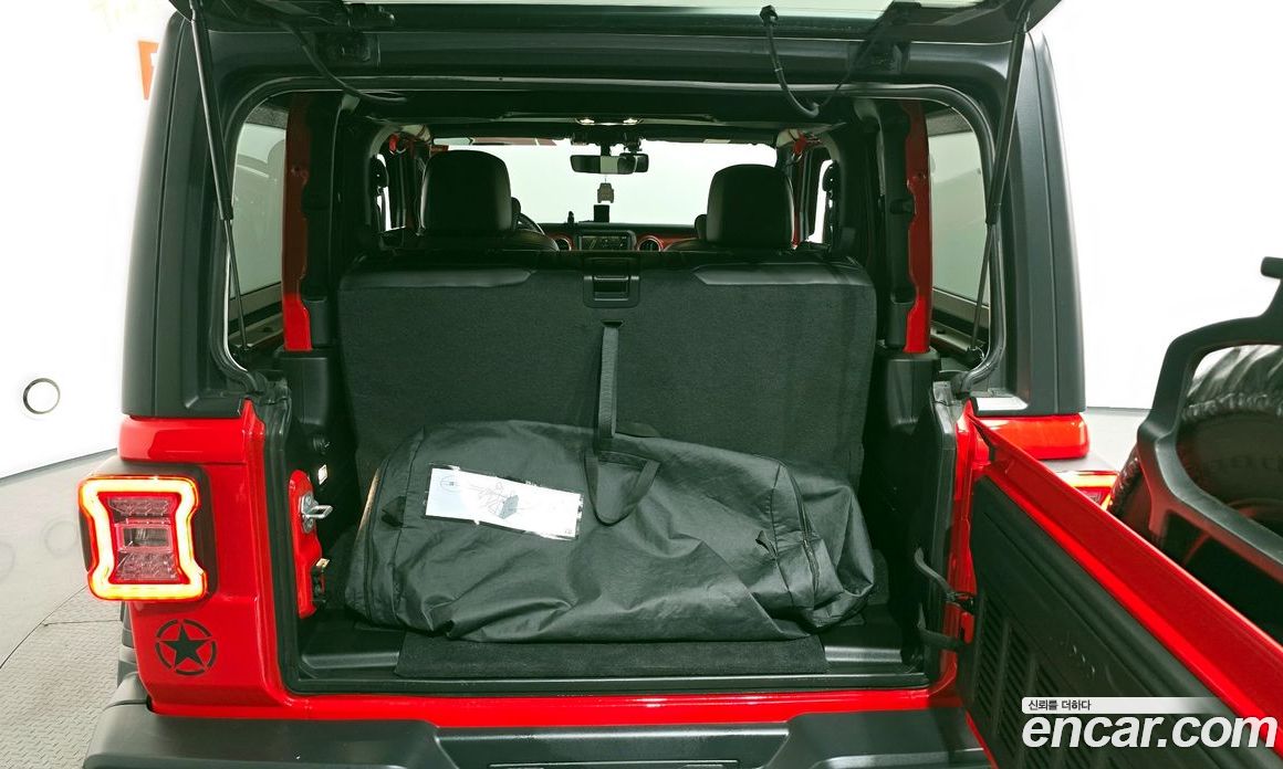 Jeep Wrangler (JL) фото 20