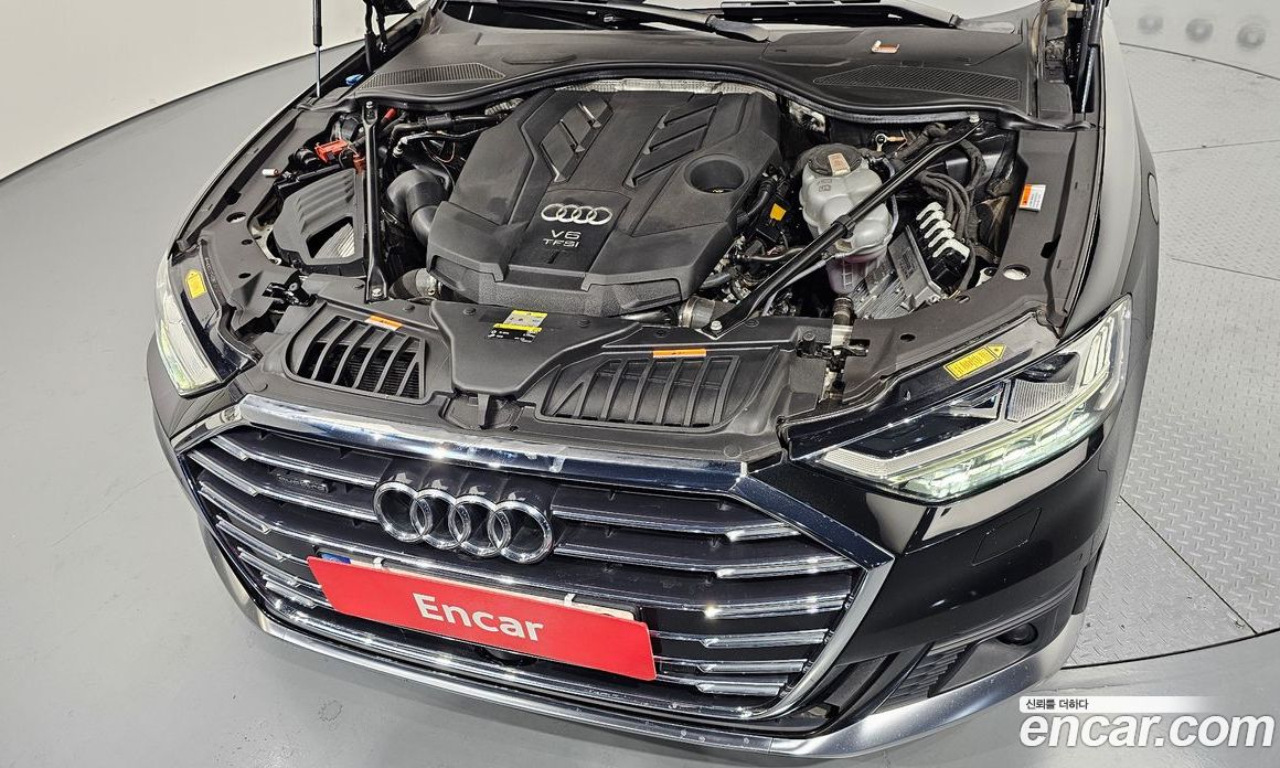 Audi A8 (D5) фото 6
