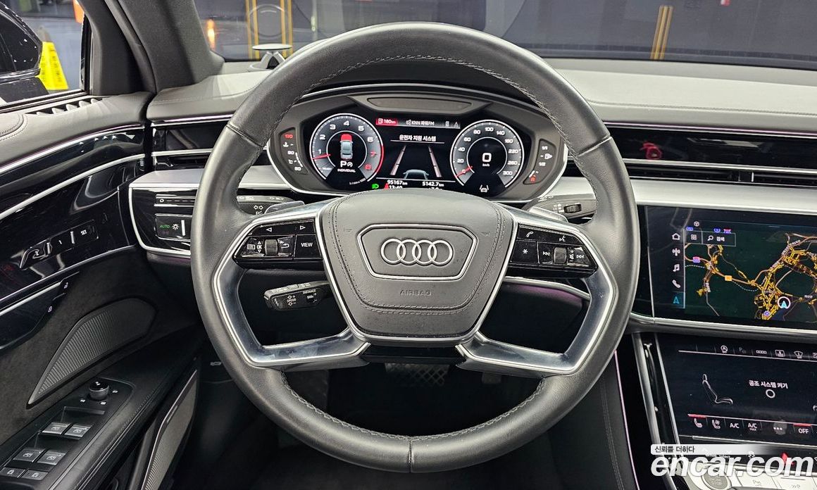 Audi A8 (D5) фото 13