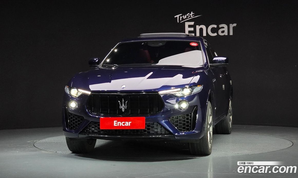 Maserati Levante фото 3
