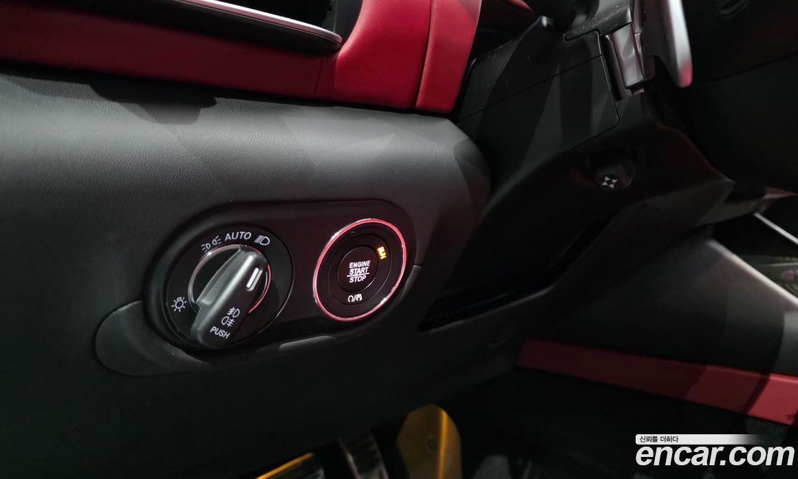 Maserati Levante фото 20