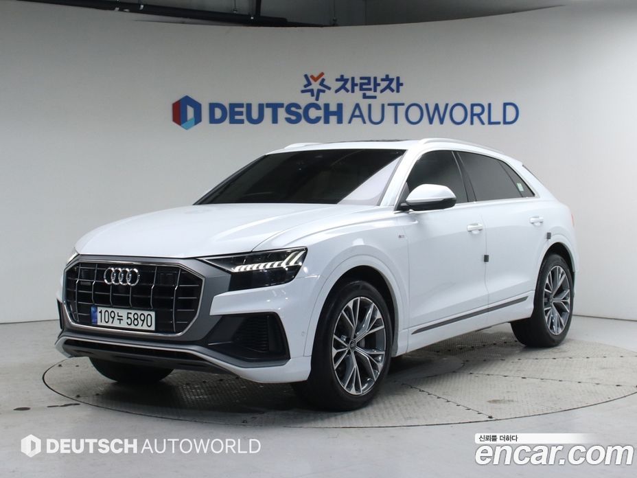 Audi Q8 (4M)