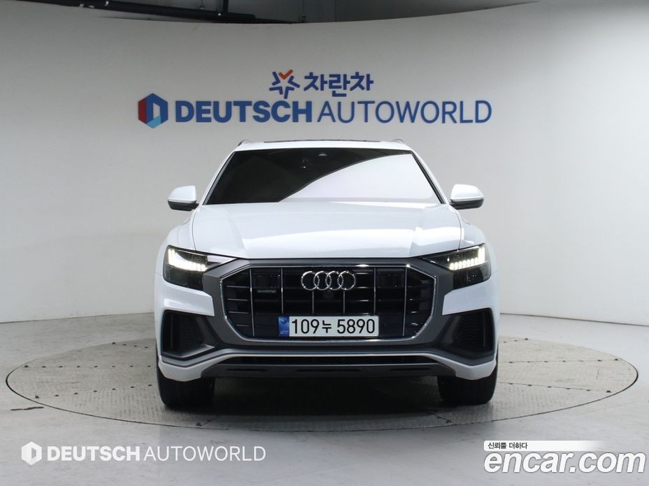 Audi Q8 (4M) фото 3
