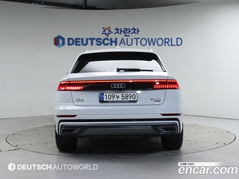 Audi Q8 (4M) фото 4