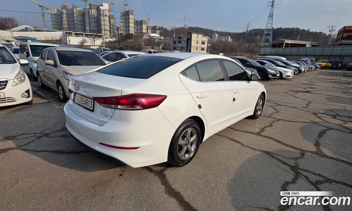 Hyundai Avante (AD) 6th Gen фото 2