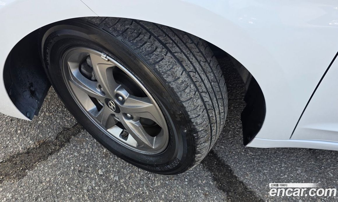 Hyundai Avante (AD) 6th Gen фото 5