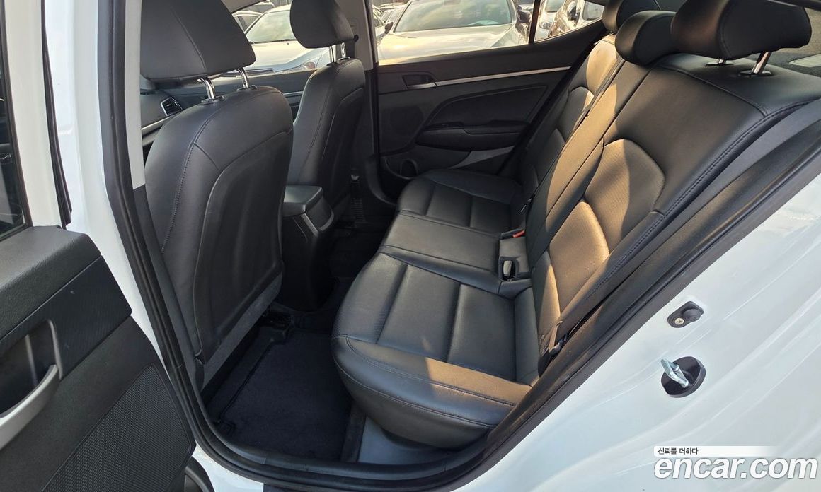 Hyundai Avante (AD) 6th Gen фото 7