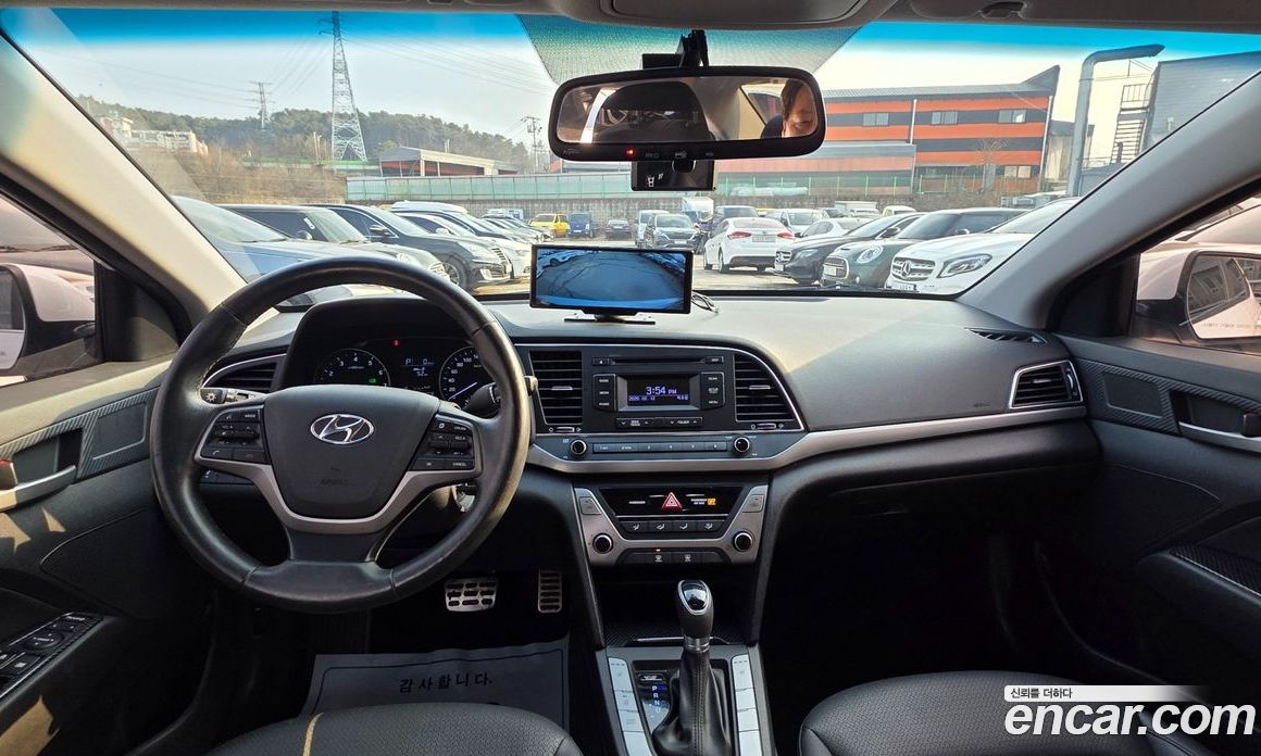 Hyundai Avante (AD) 6th Gen фото 9