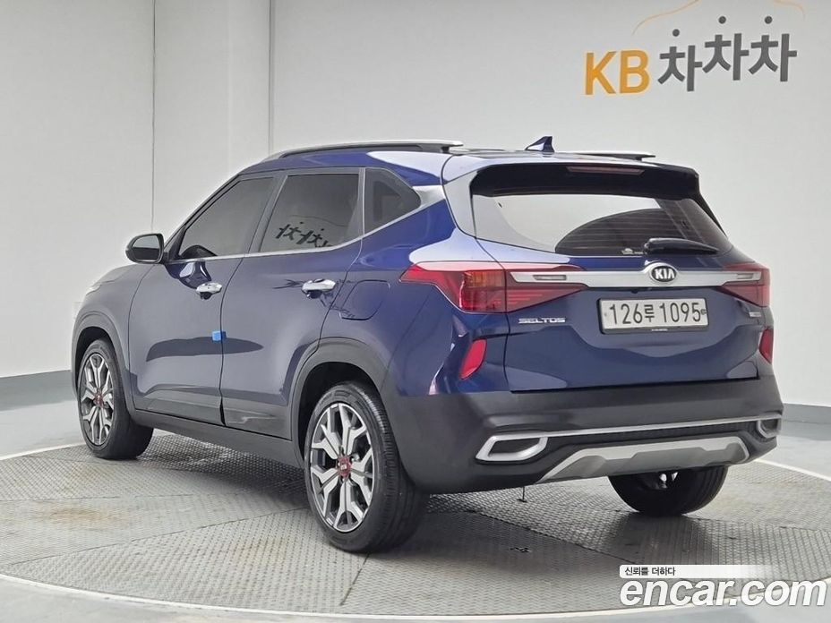 Kia Seltos фото 3