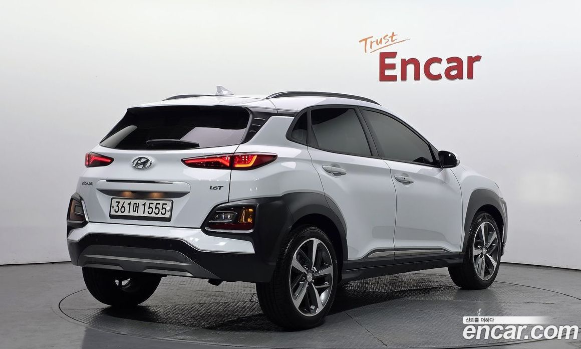 Hyundai Kona фото 2