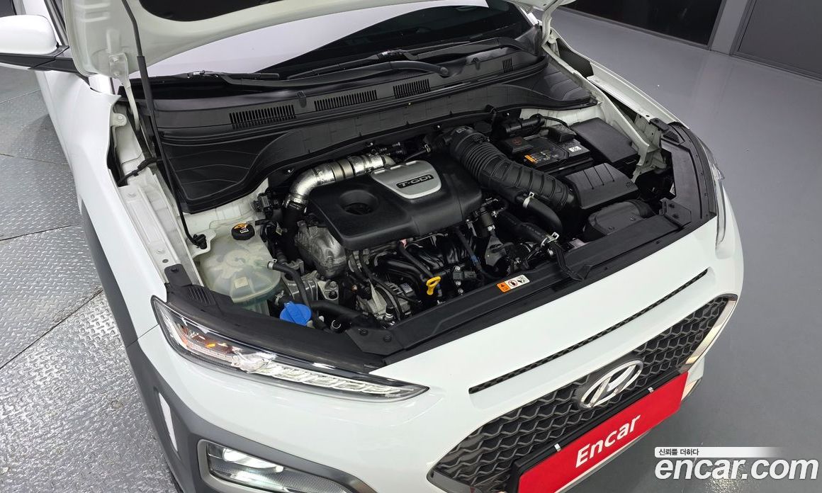 Hyundai Kona фото 6