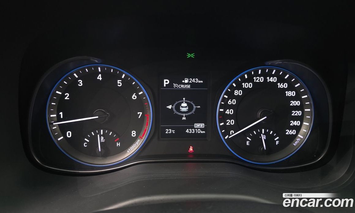 Hyundai Kona фото 8