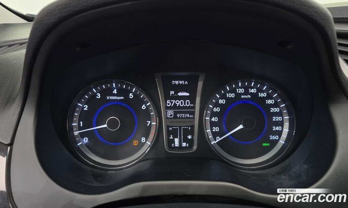 Hyundai Grandeur (HG) фото 8