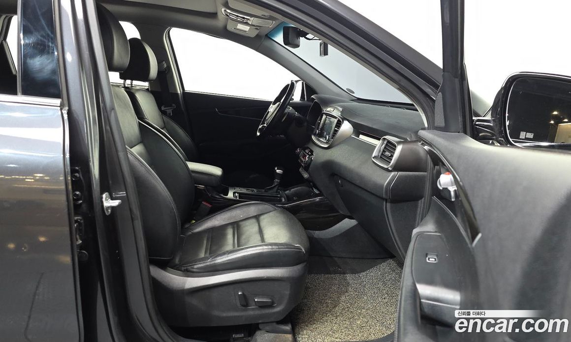 Kia Sorento 3rd Gen Restyling фото 11
