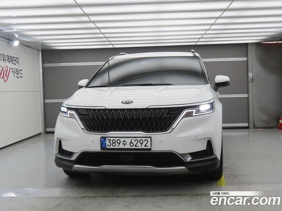 Kia Carnival 4th Gen фото 3