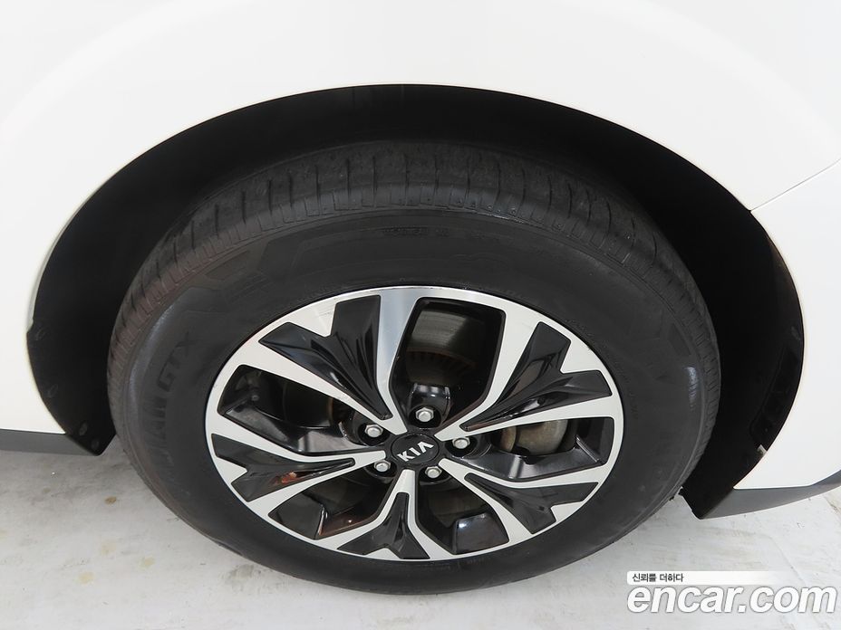 Kia Carnival 4th Gen фото 5