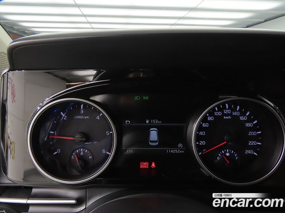 Kia Carnival 4th Gen фото 8
