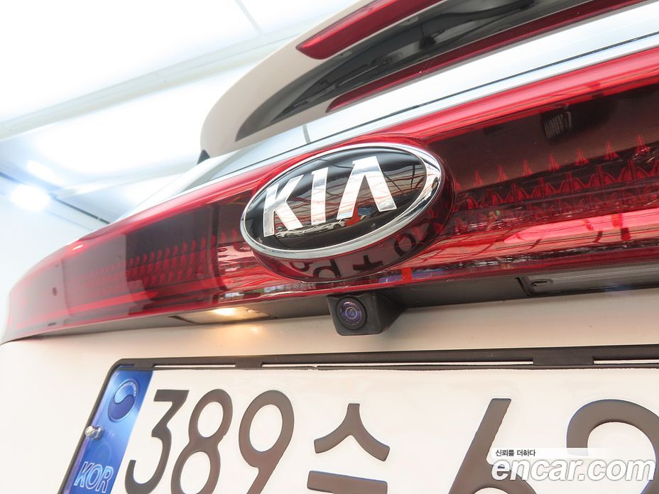 Kia Carnival 4th Gen фото 20