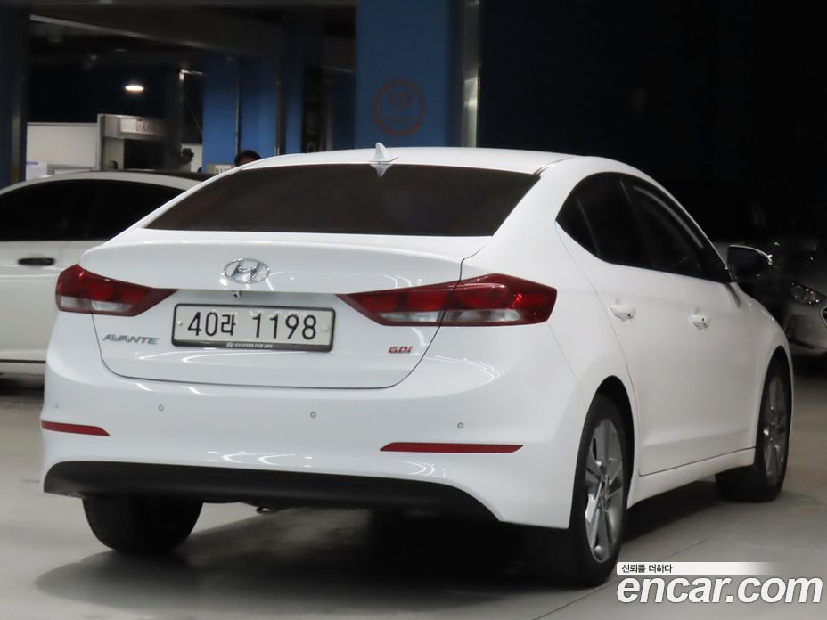 Hyundai Avante (AD) 6th Gen фото 4