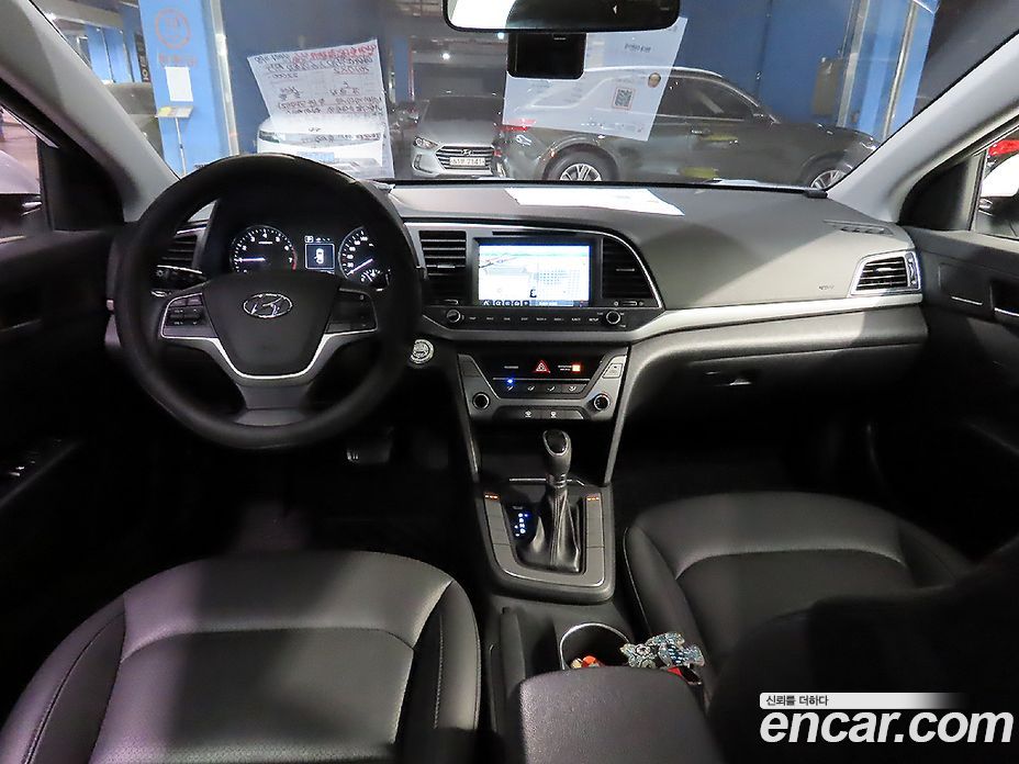 Hyundai Avante (AD) 6th Gen фото 5