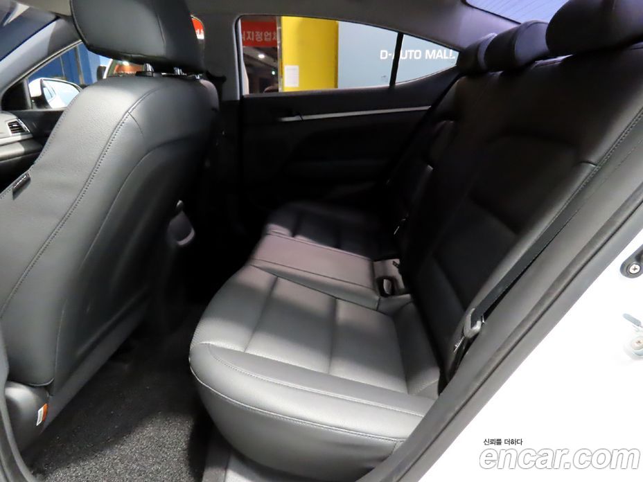 Hyundai Avante (AD) 6th Gen фото 7