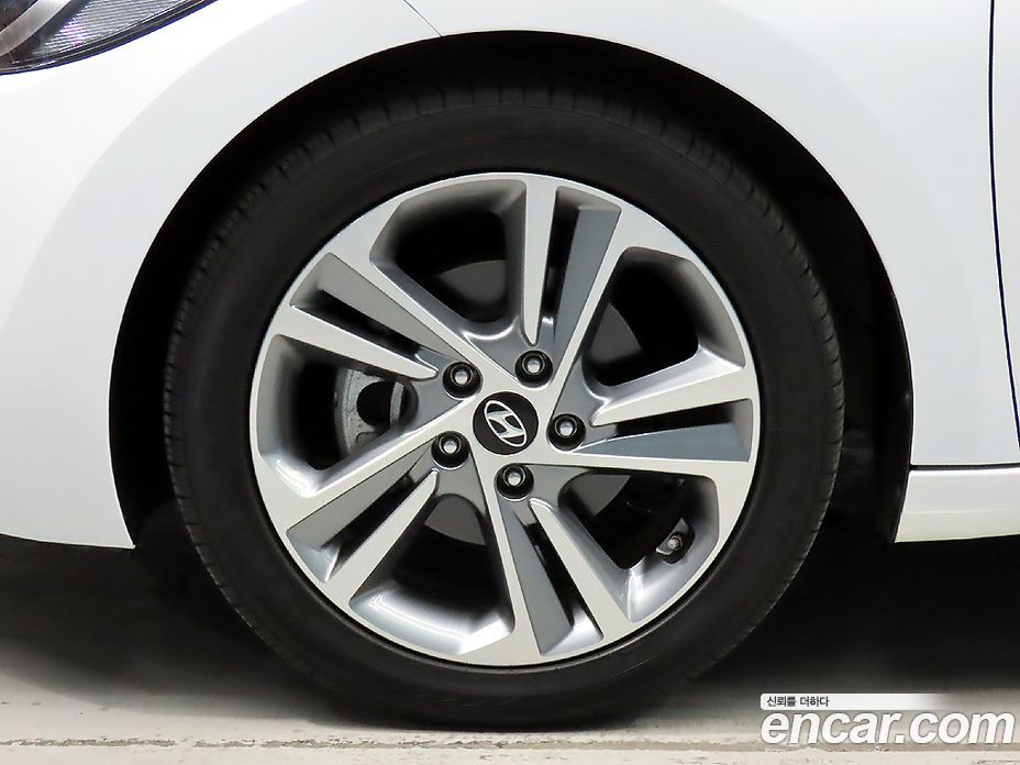 Hyundai Avante (AD) 6th Gen фото 19
