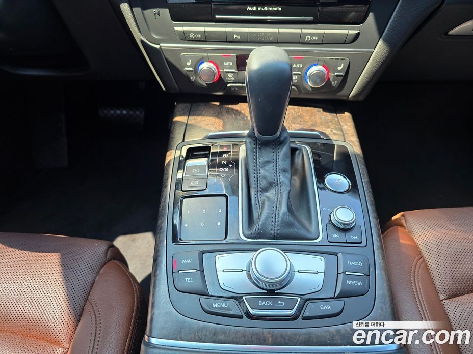 Audi A6 (C7) фото 9