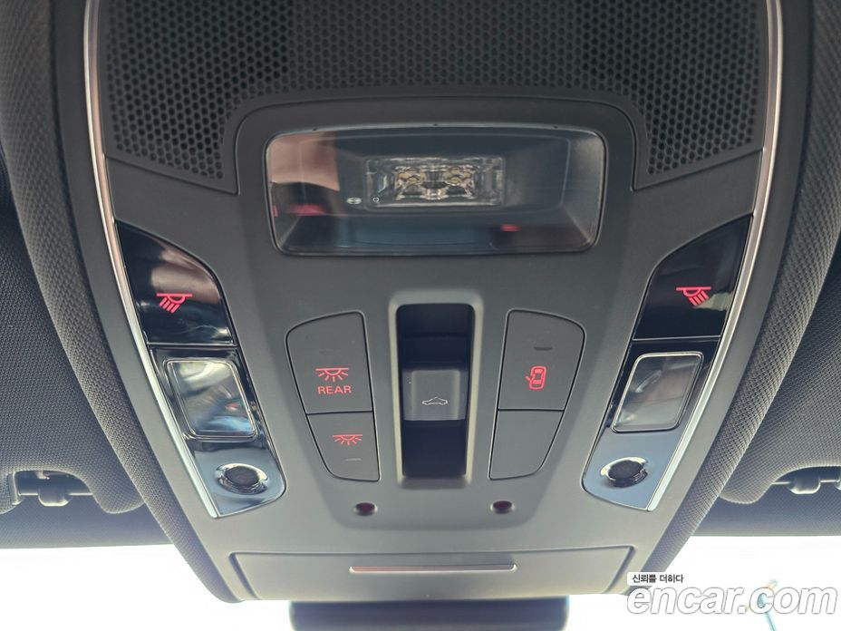 Audi A6 (C7) фото 13