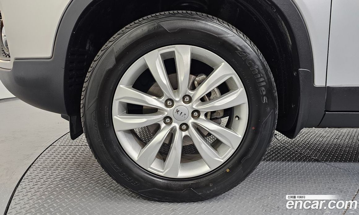 Kia Sorento 2nd Gen фото 5