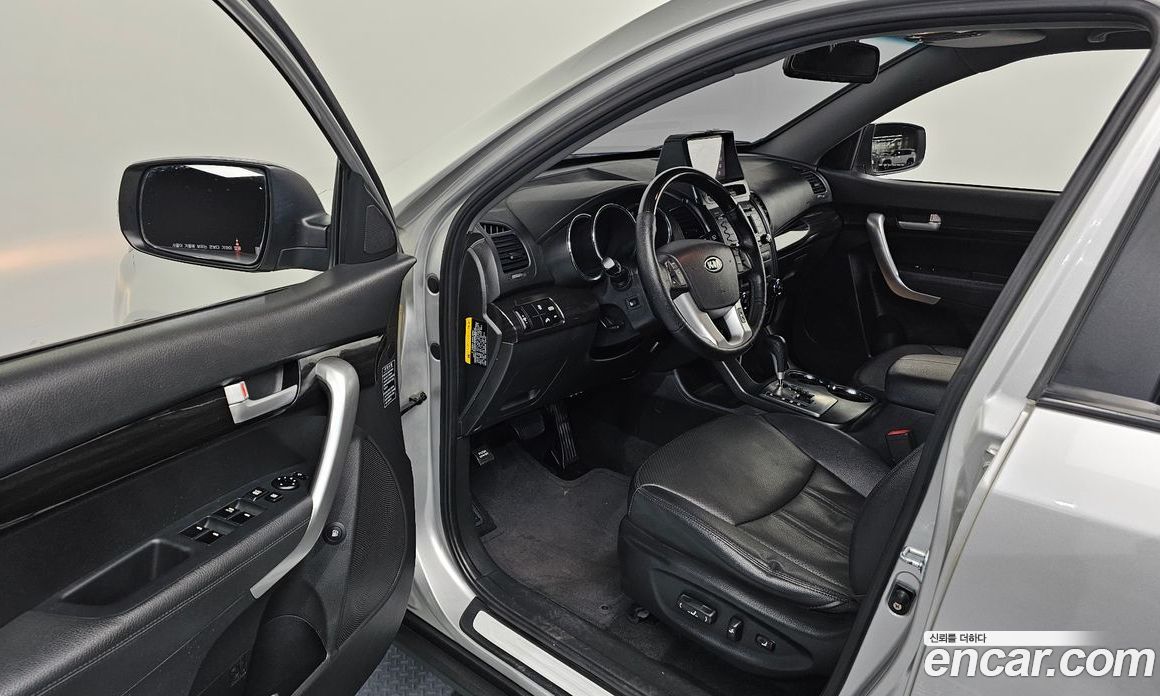 Kia Sorento 2nd Gen фото 10
