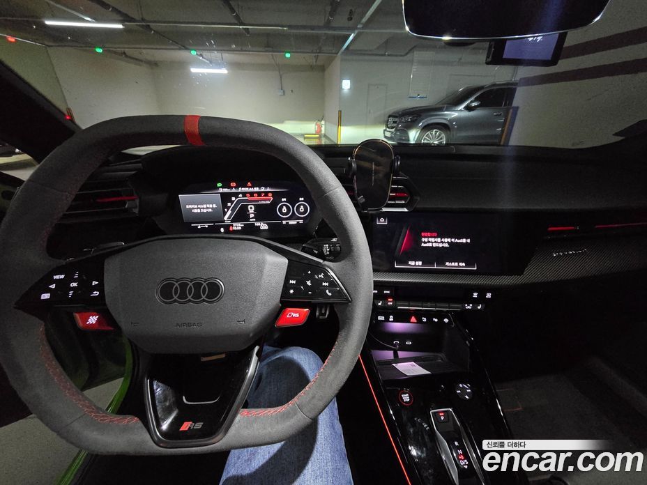 Audi RS3 (8Y) фото 5