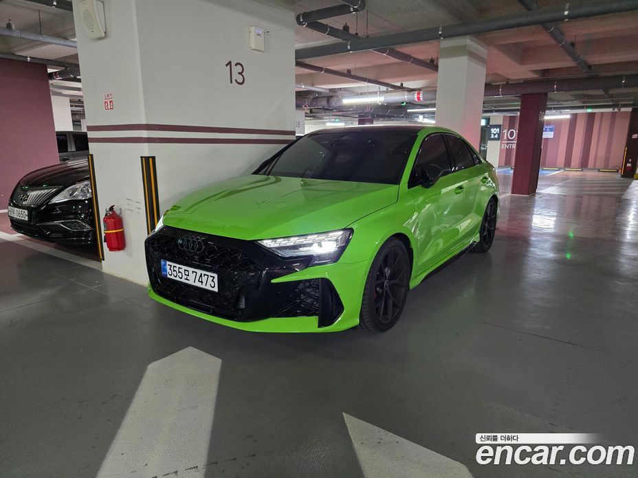 Audi RS3 (8Y) фото 10