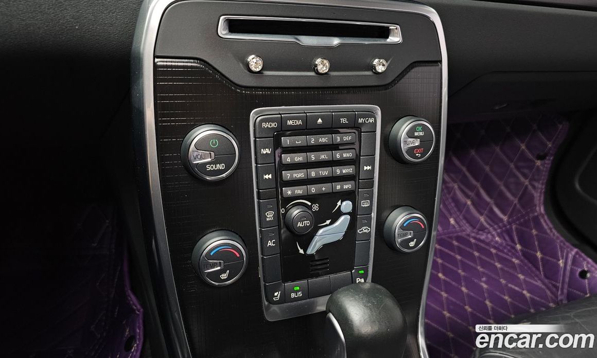 Volvo S80 фото 18