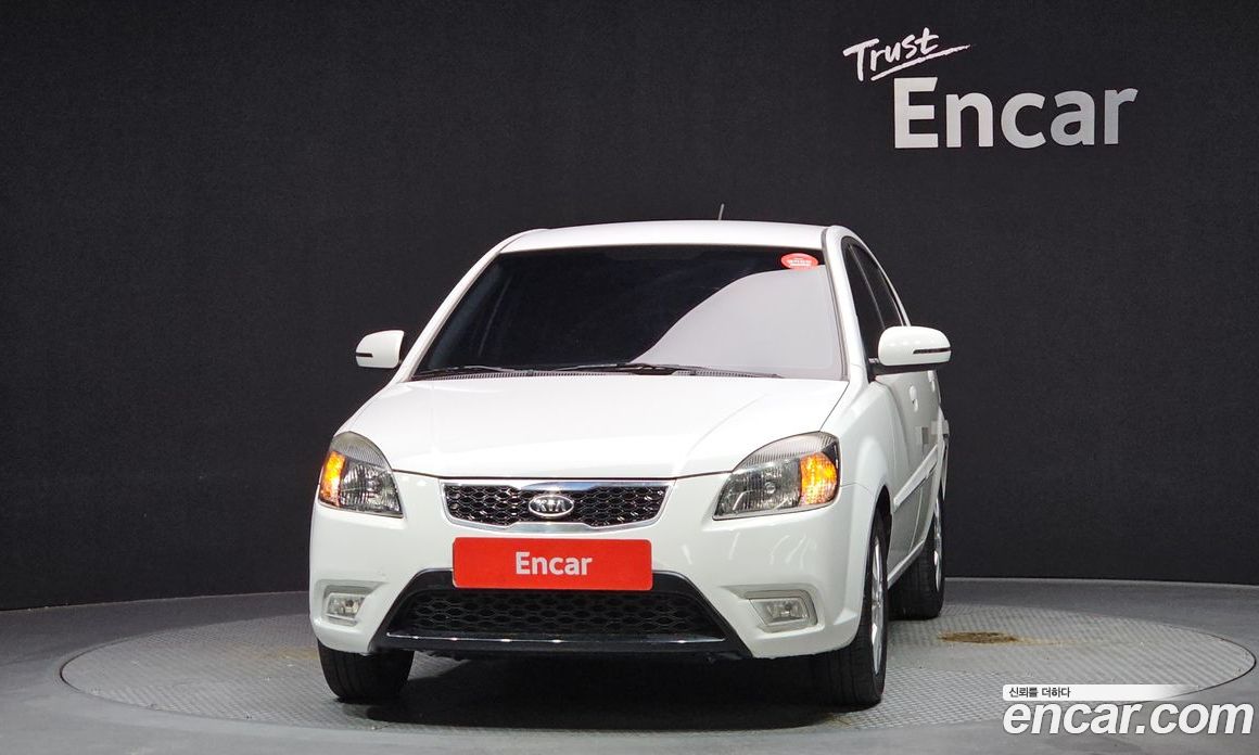 Kia Pride фото 3