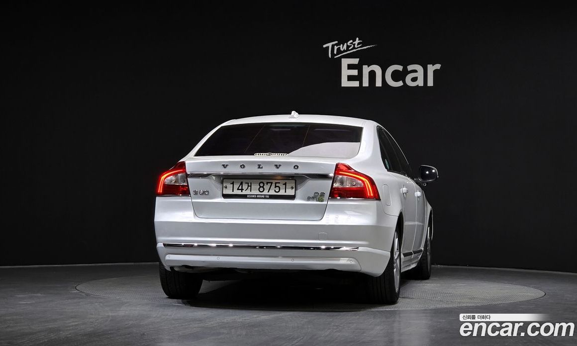 Volvo S80 фото 4