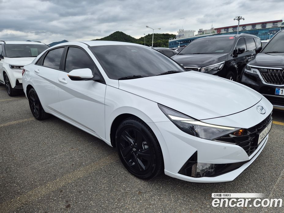 Hyundai Avante (CN7) фото 3