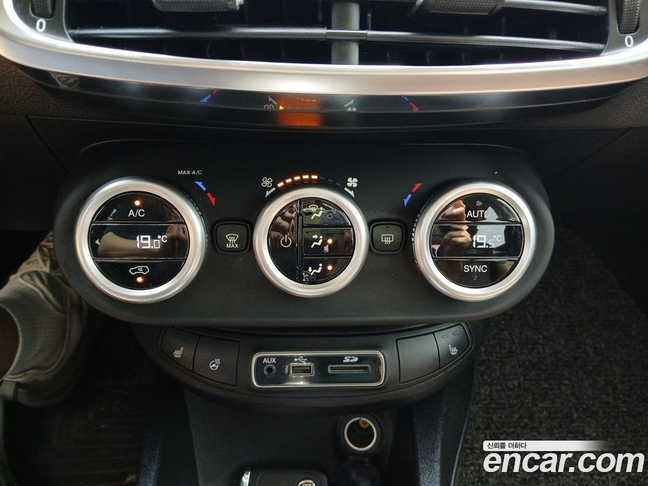 Fiat 500X фото 16