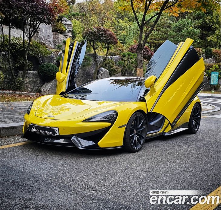 McLaren 570S фото 3