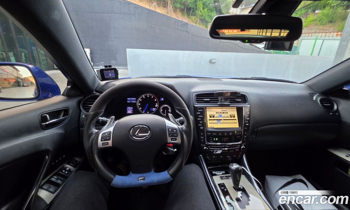 Lexus IS F фото 7