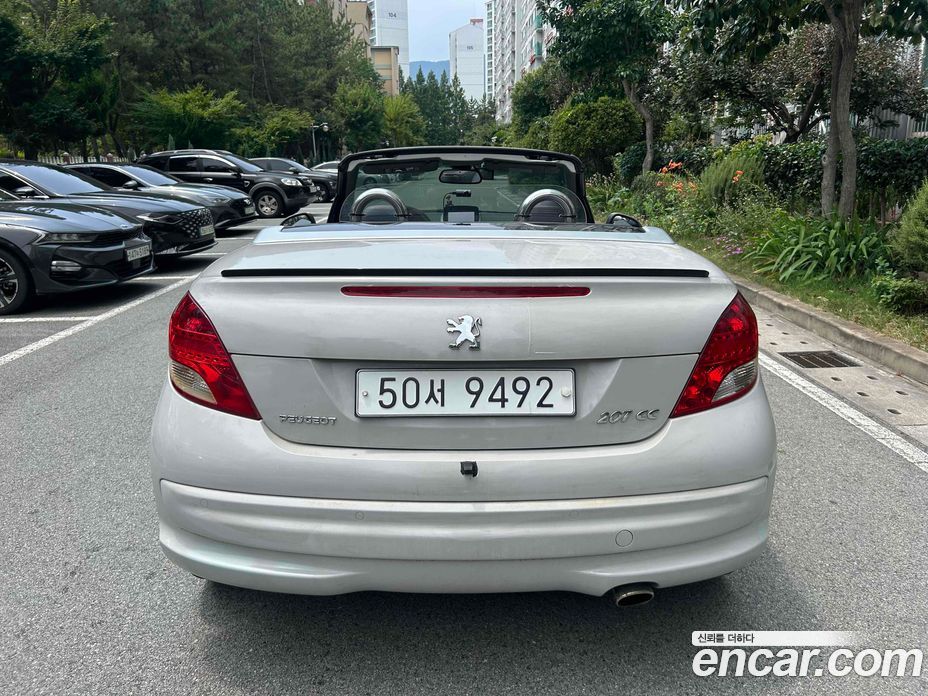 Peugeot 207CC фото 5
